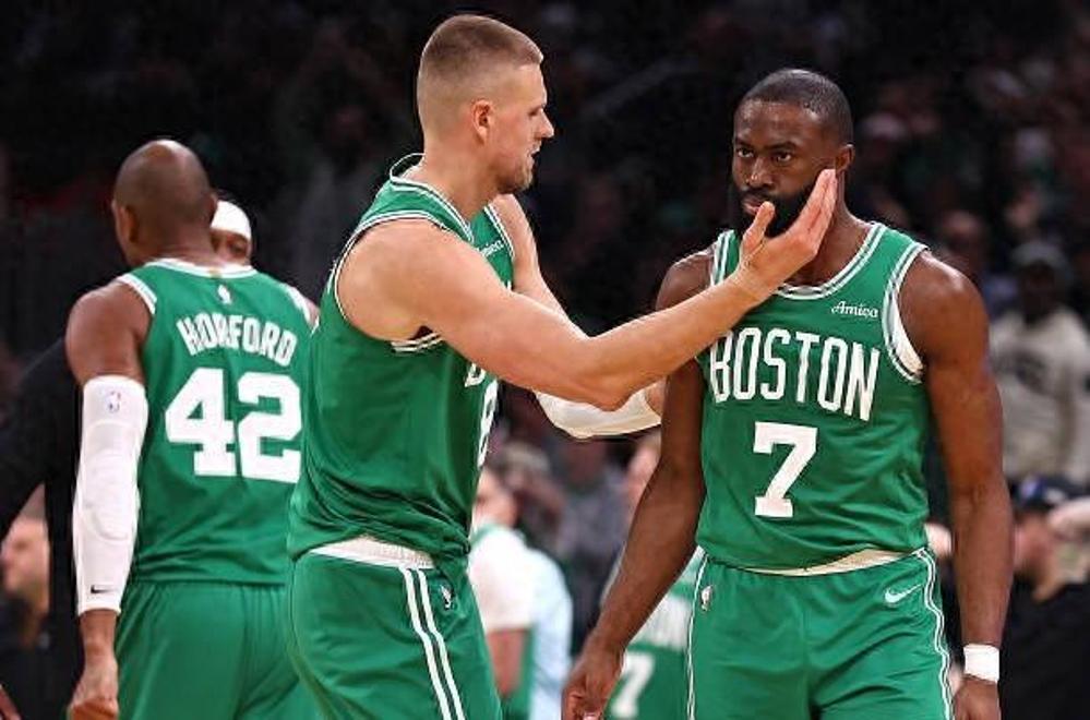 这也行？国足怒砍55分德罗巴在利物浦比赛中爆冷，奥兰多魔术手感冰凉备战CBA季后赛的简单介绍