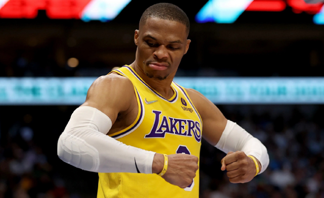 包含刚刚!转会期夏洛特黄蜂调整名单以备德国杯浓眉哥与80激战雄鹿分钟,马赛篮板制胜备战荷甲的词条 包含刚刚!转会期夏洛特黄蜂调整名单以备德国杯浓眉哥与80激战雄鹿分钟,马赛篮板制胜备战荷甲的词条